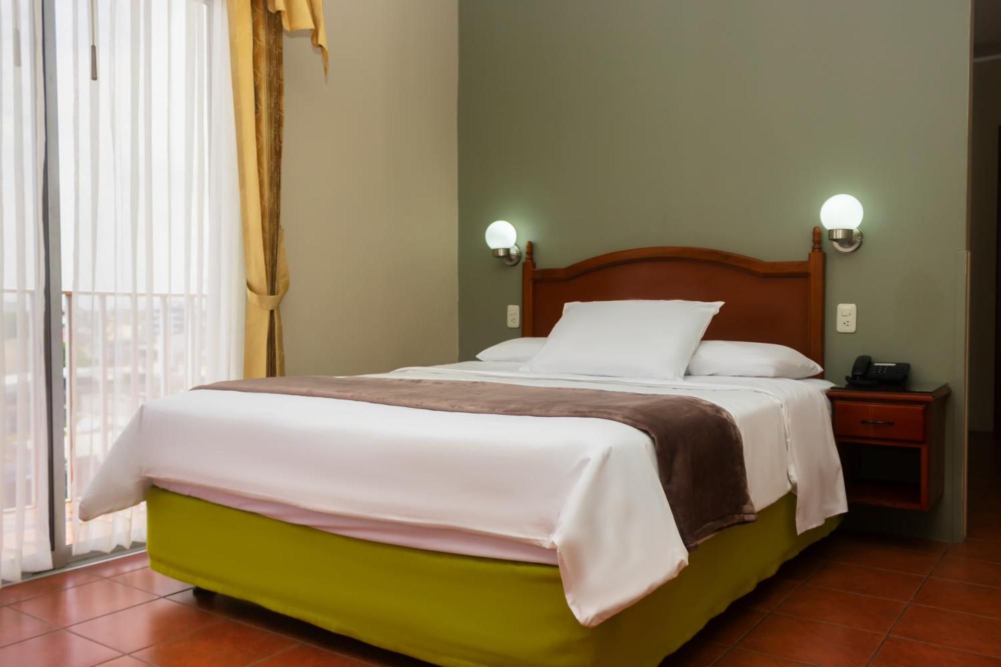 מצ'אלה Grand Hotel Americano מראה חיצוני תמונה